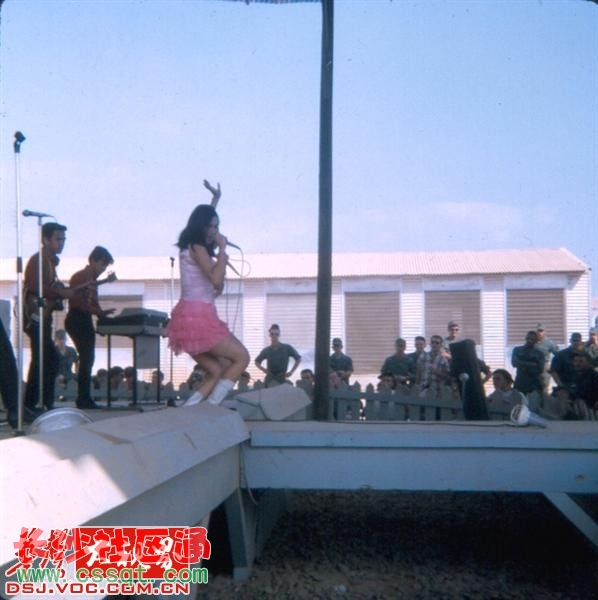 Խ(zhn)Ƭع֮ԽŮ܊رο܊